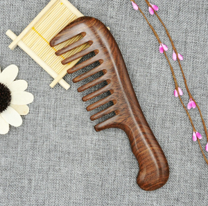 Peine de Madera de Sándalo para Cabello